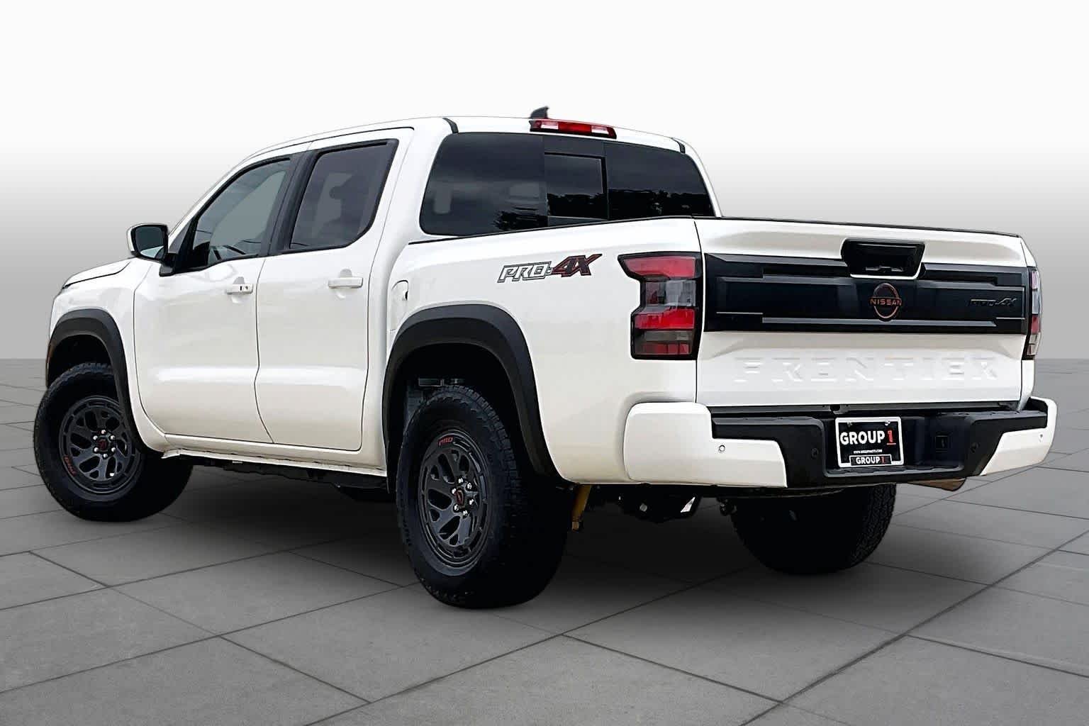 Used 2026 Glacier White Nissan PRO-4X image 12