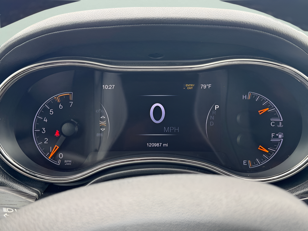 Used 2018 Blue Jeep Overland image 11