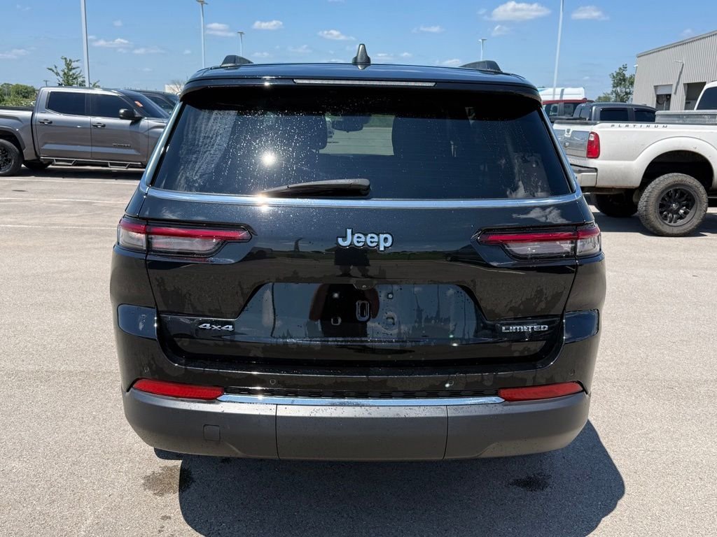 Used 2023 Black Jeep Limited image 20