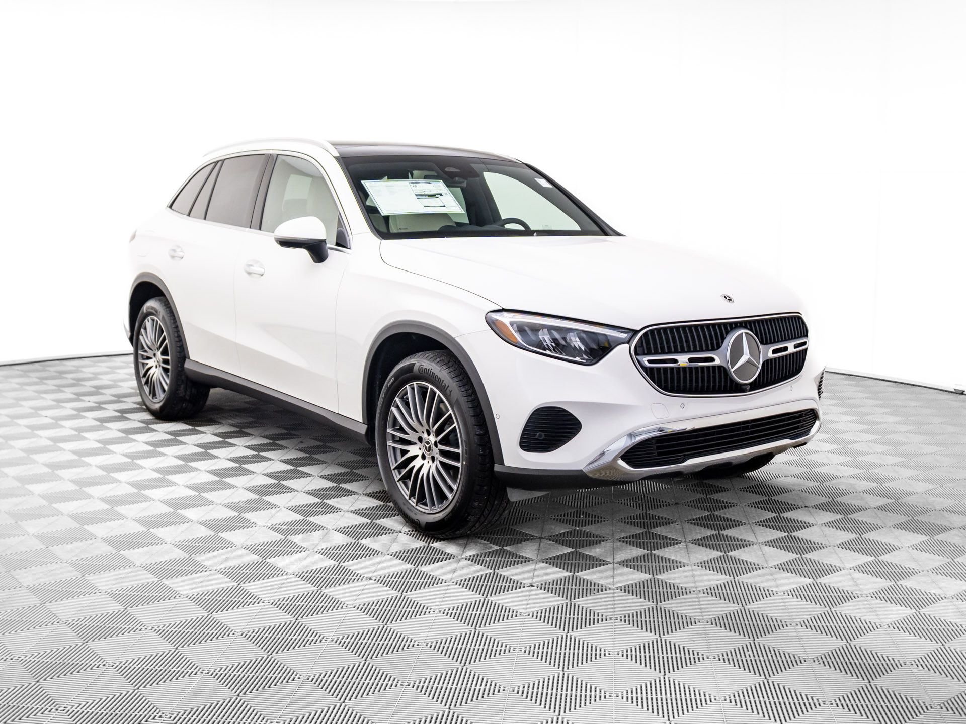 New 2026 White Mercedes-Benz GLC 300 image 7
