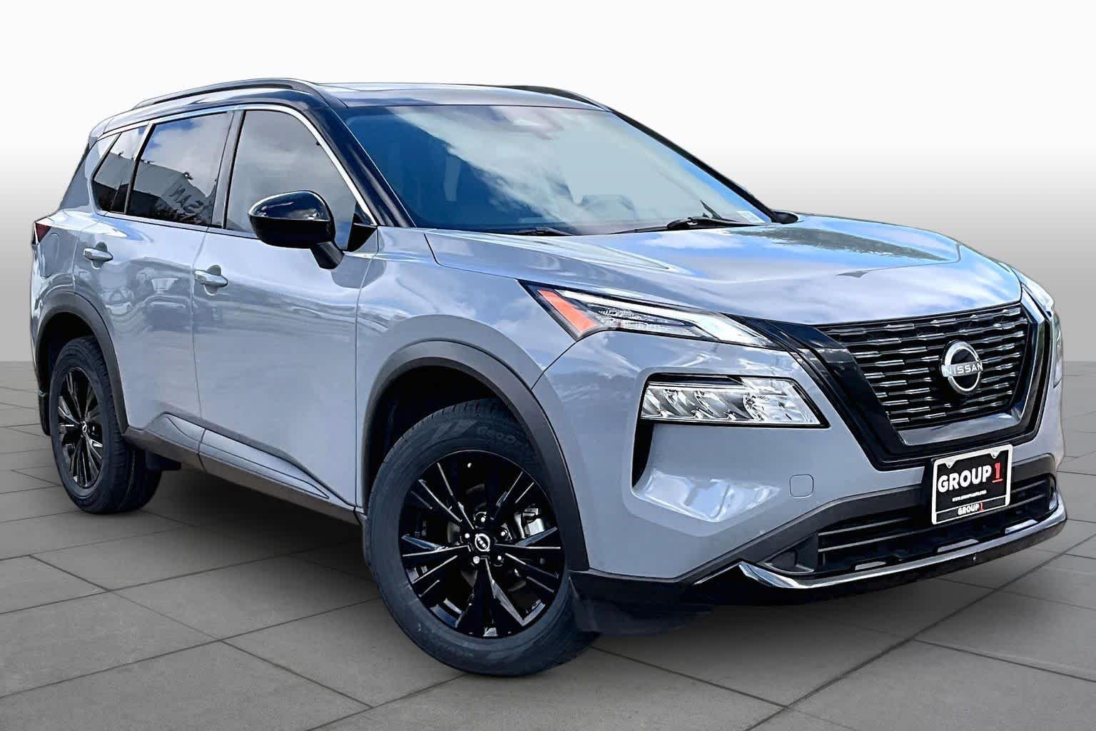 Used 2023 Boulder Gray Pearl/Super Black Nissan SV image 3
