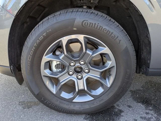 New 2026 Carbonized Gray Metallic Ford XLT image 10