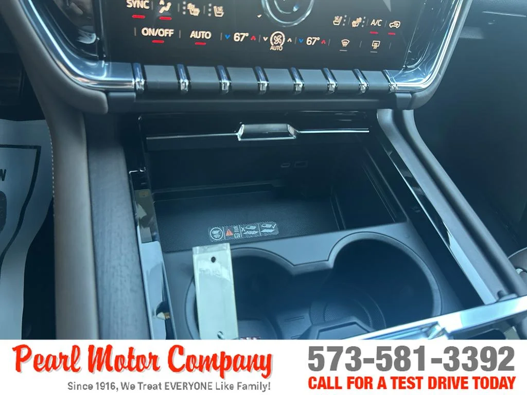 2026 GMC Yukon Denali Ultimate - Photo 19