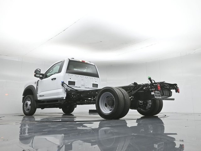 2026 Ford Chassis Cab XL