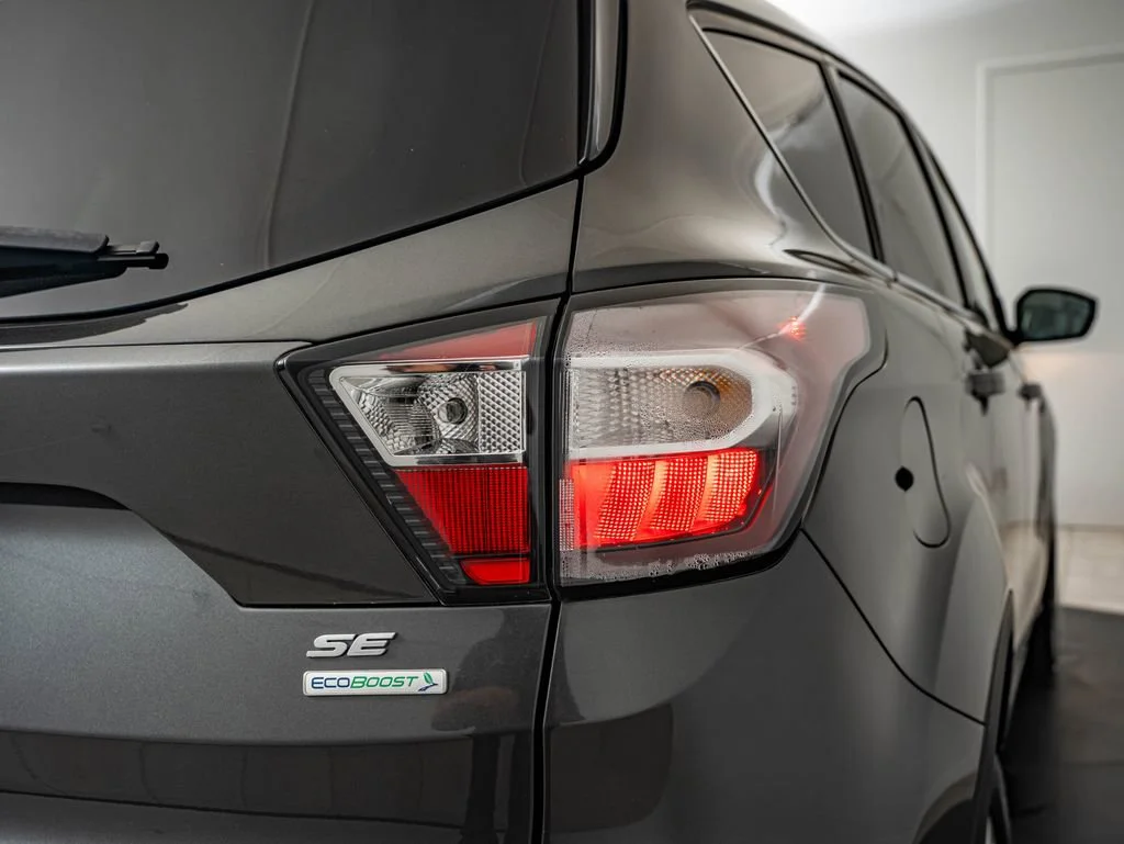 Used 2017 Magnetic Metallic Ford SE image 15