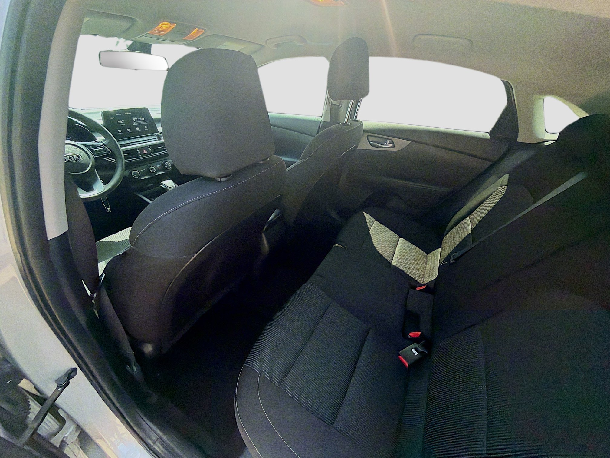 Used 2021 Silky Silver Kia LXS image 21