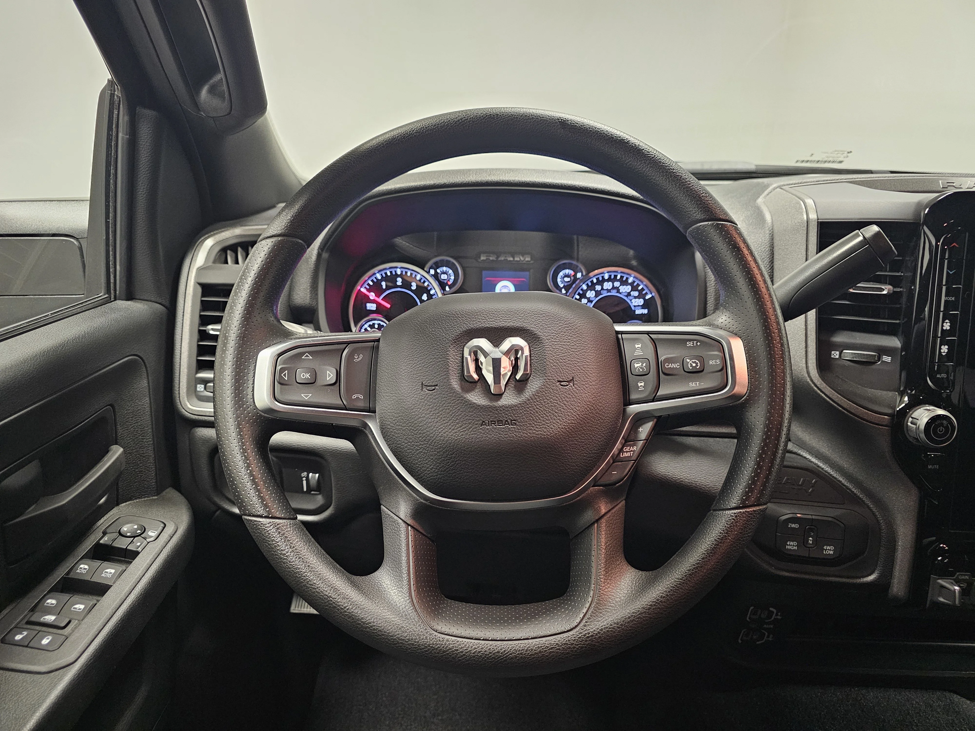 New 2026 Granite Crystal Metallic Clearcoat RAM Tradesman image 20
