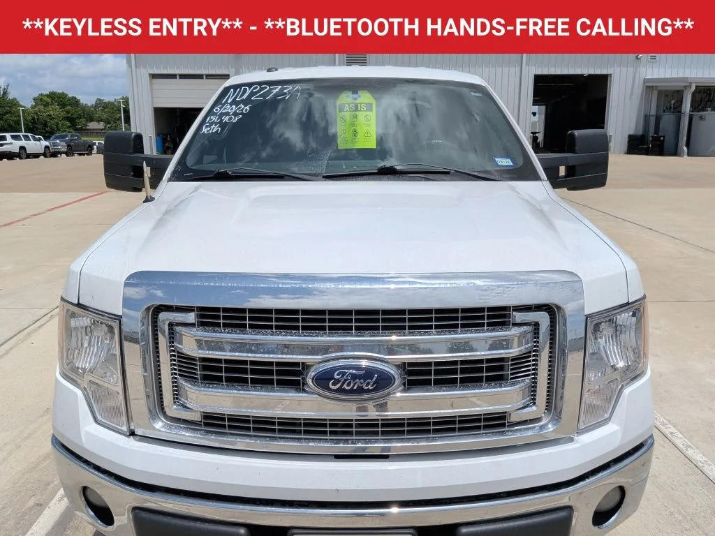 Used 2014 White Ford XLT image 2