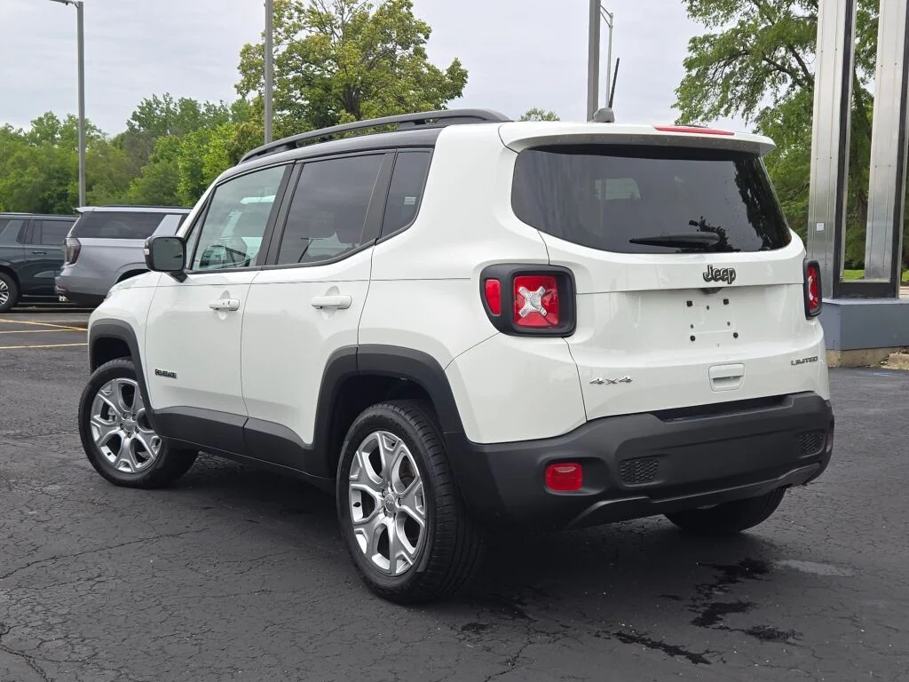 Used 2023 White Jeep Limited image 14