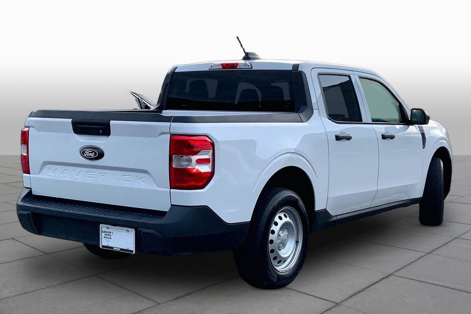 Used 2025 Oxford White Ford XL image 13