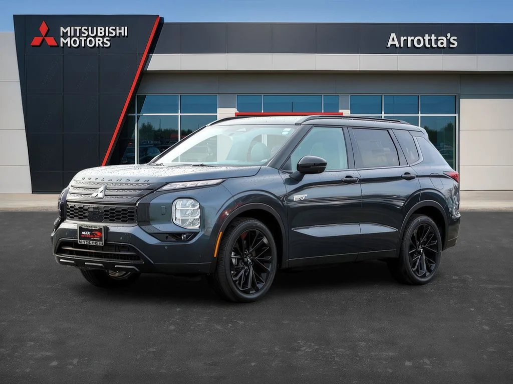 New 2025 Black Mitsubishi SEL image 3