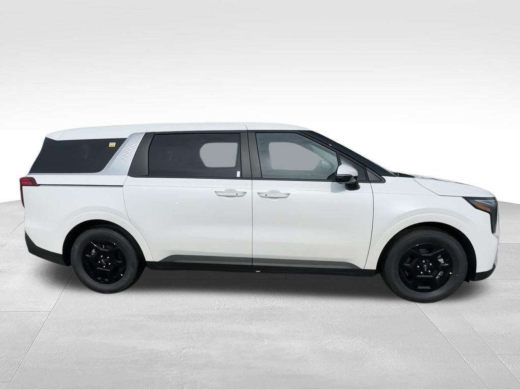 2026 Kia Carnival LX - Photo 9