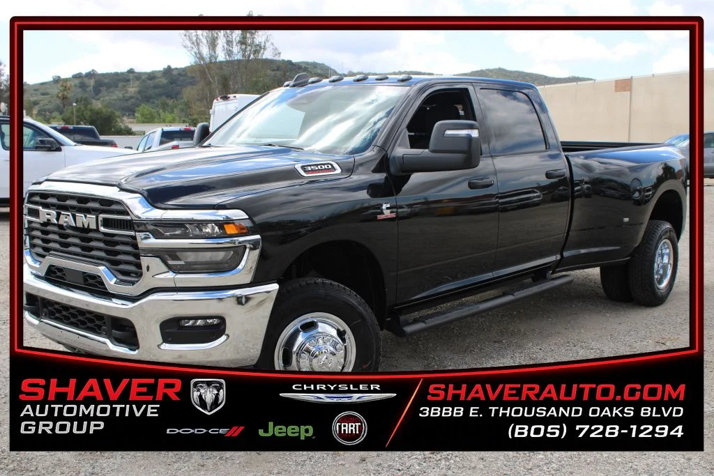 New 2026 Diamond Black Crystal Pearl-Coat Exterior Paint Ram Tradesman image 1