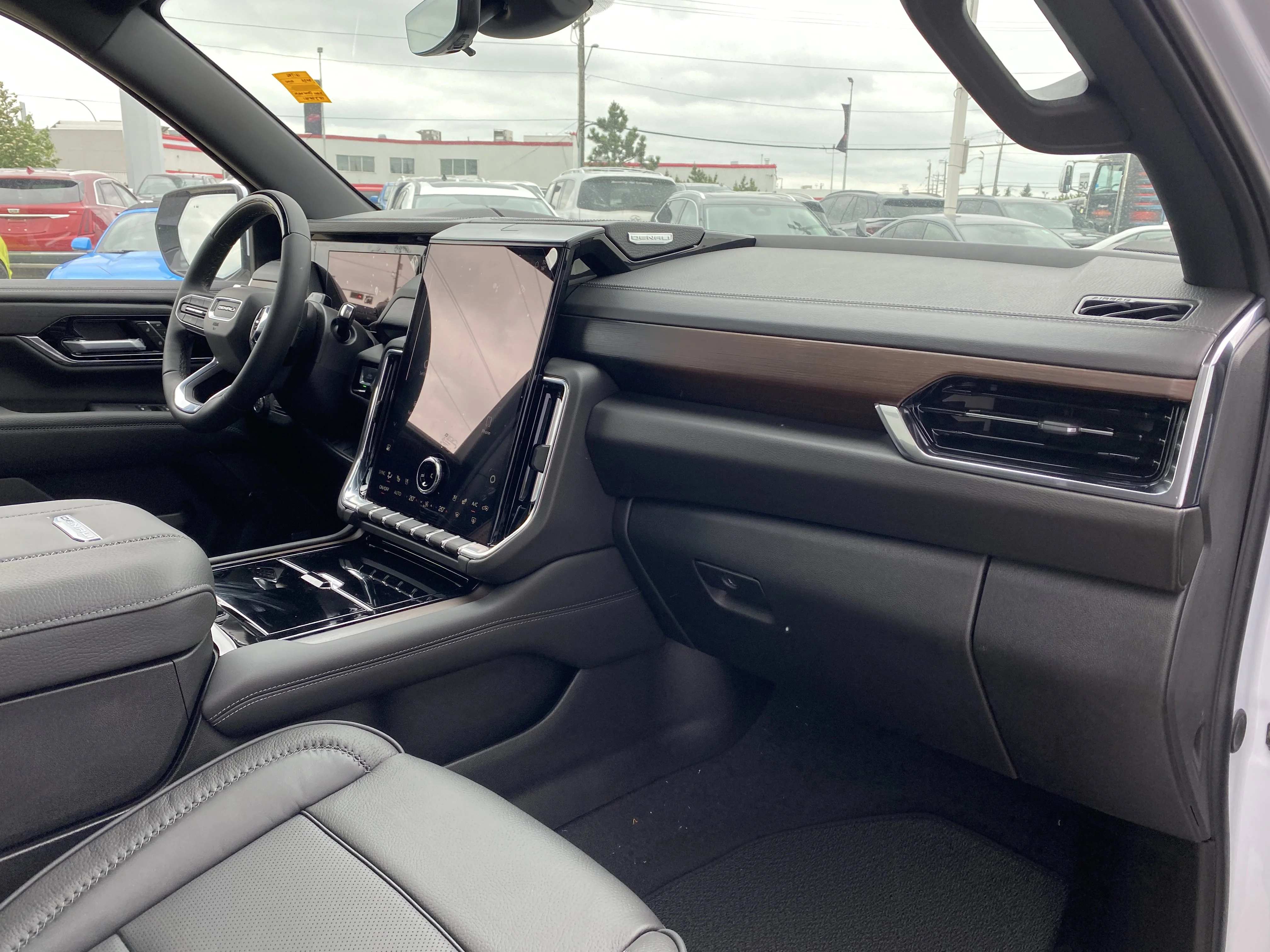 New 2026 GLACIER WHITE TRICOAT GMC Denali image 31