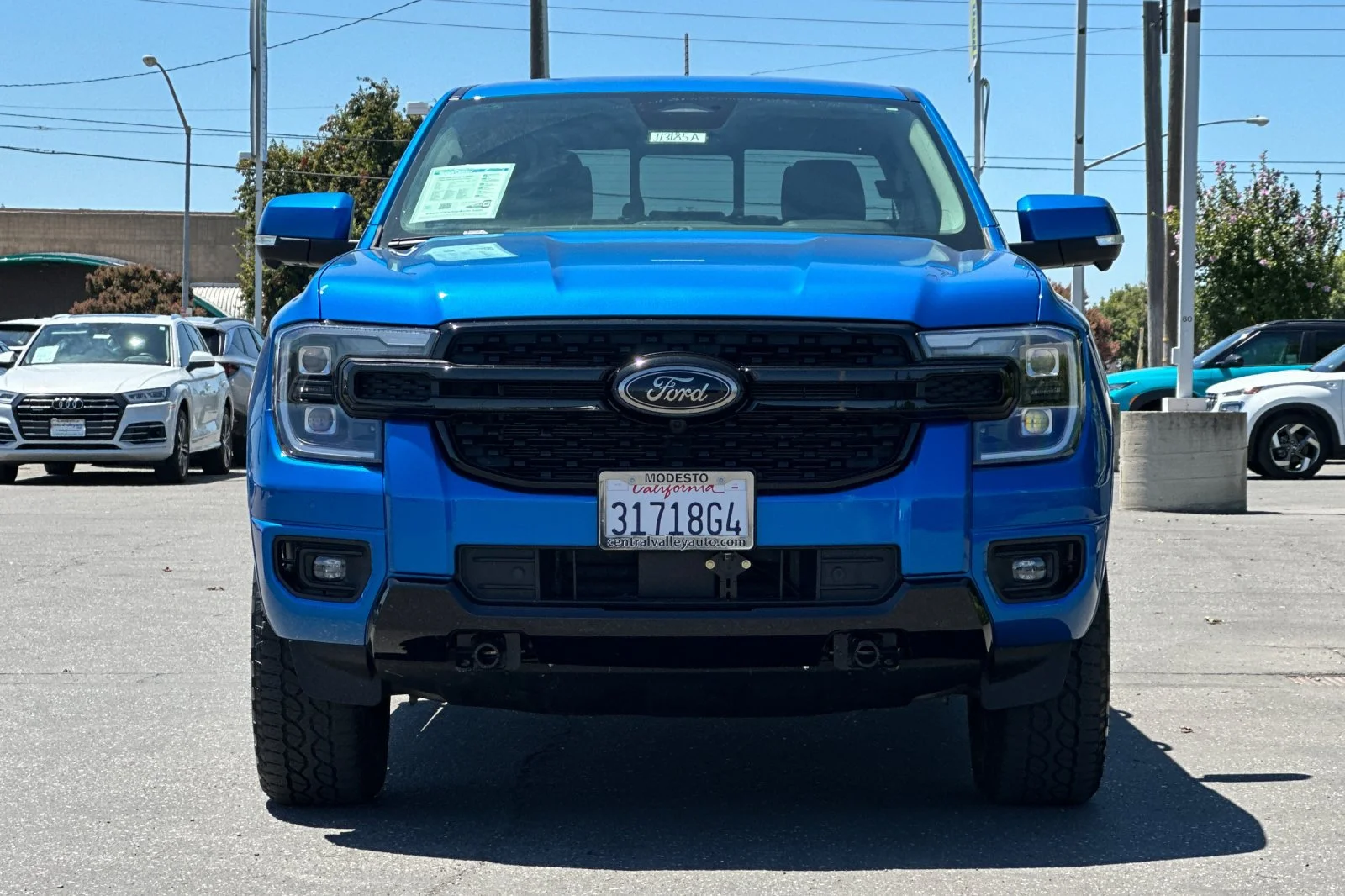 Used 2025 Blue Metallic Ford LARIAT image 9