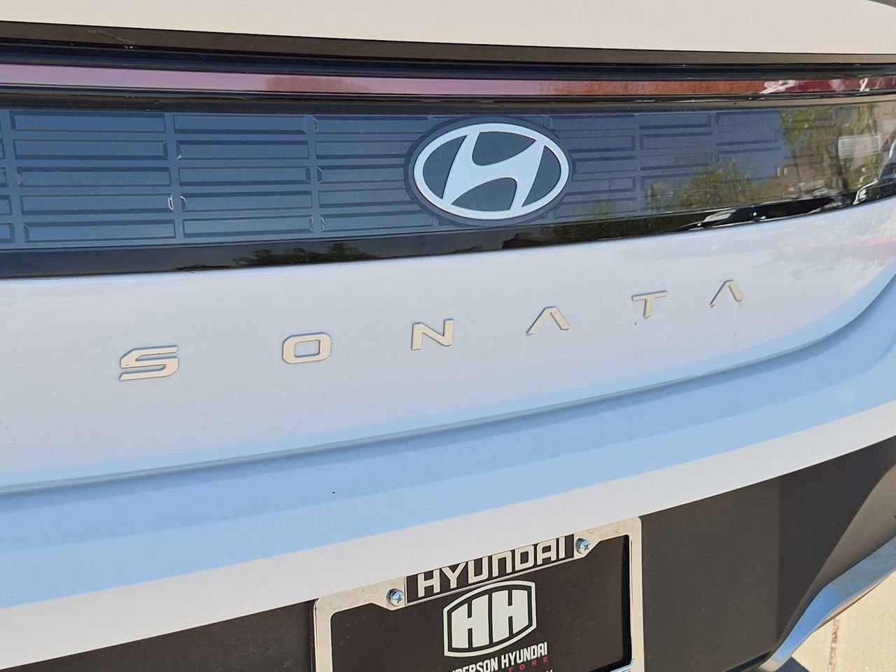 New 2026 Serenity White Hyundai SE image 12