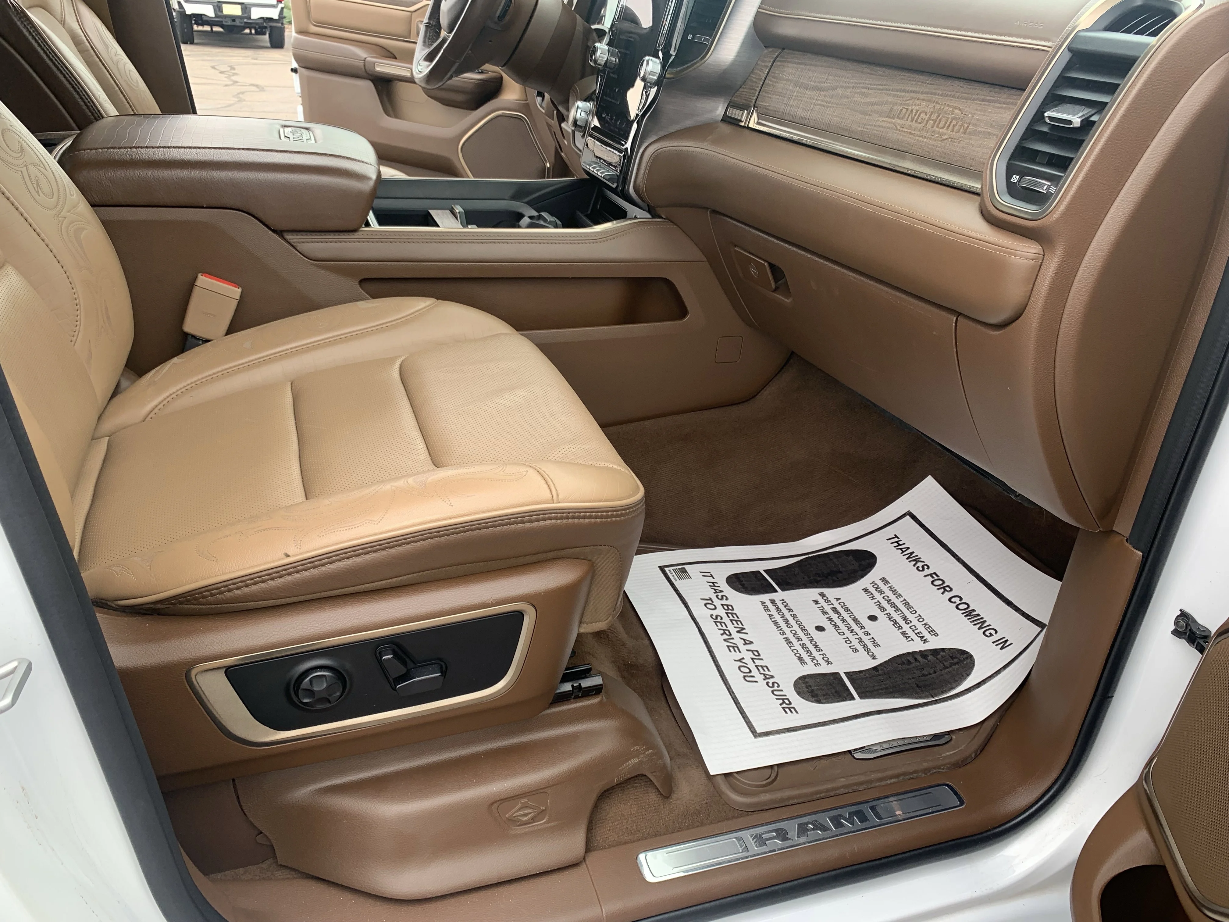2020 RAM Ram 1500 Pickup Longhorn - Photo 29