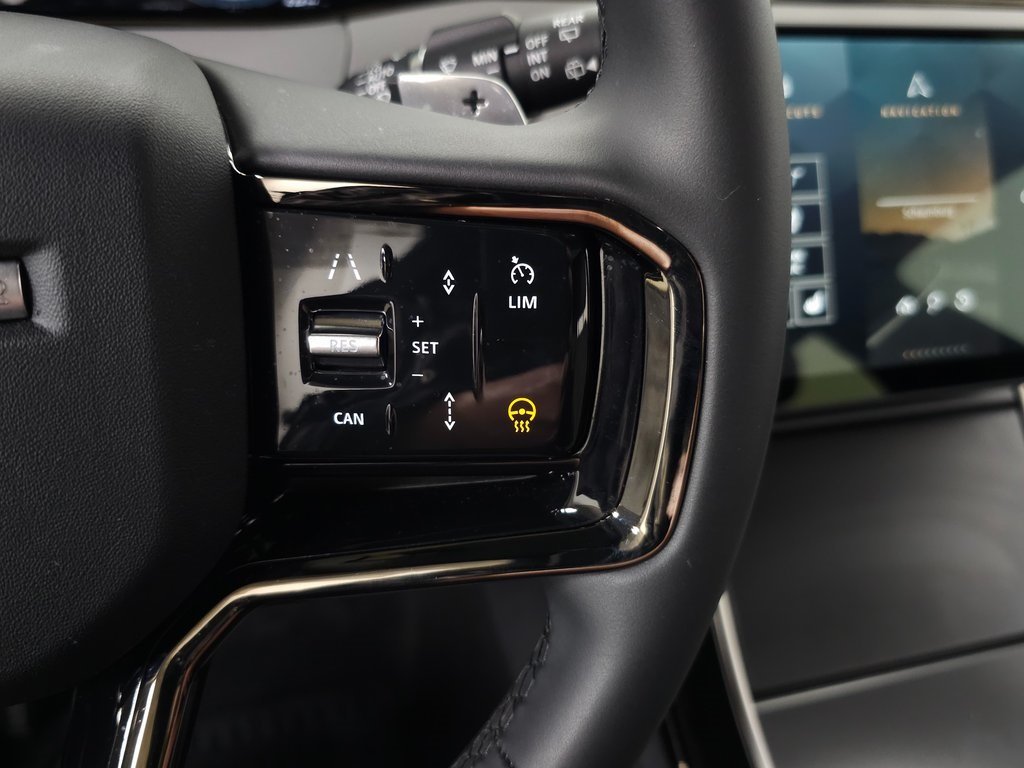 2026 LAND ROVER RANGE ROVER EVOQUE - Image 23