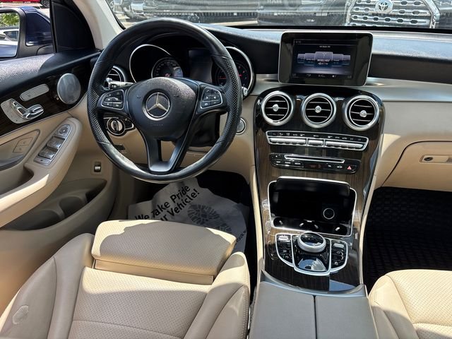 Used 2019  Mercedes-Benz GLC 300 image 11