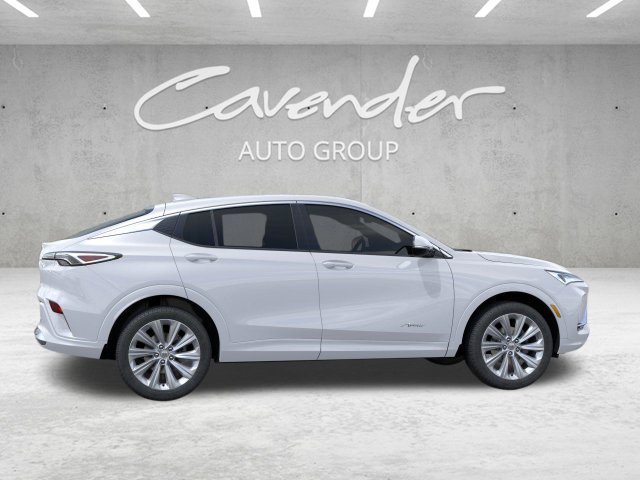 New 2026 WHITE FROST TRICOAT Buick Avenir image 5
