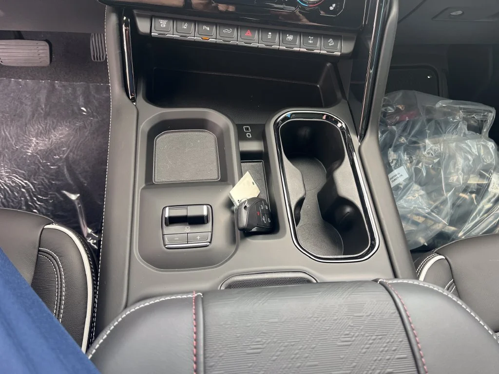 2026 GMC Sierra 2500HD AT4X - Photo 9
