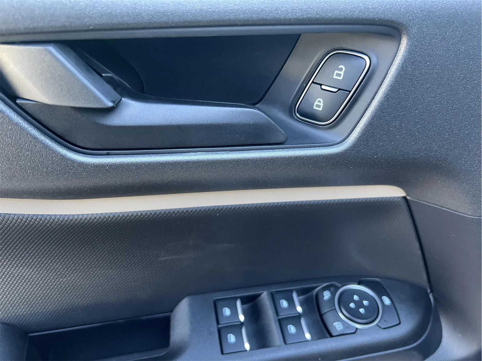 Used 2025 Desert Sand Ford Big Bend image 9