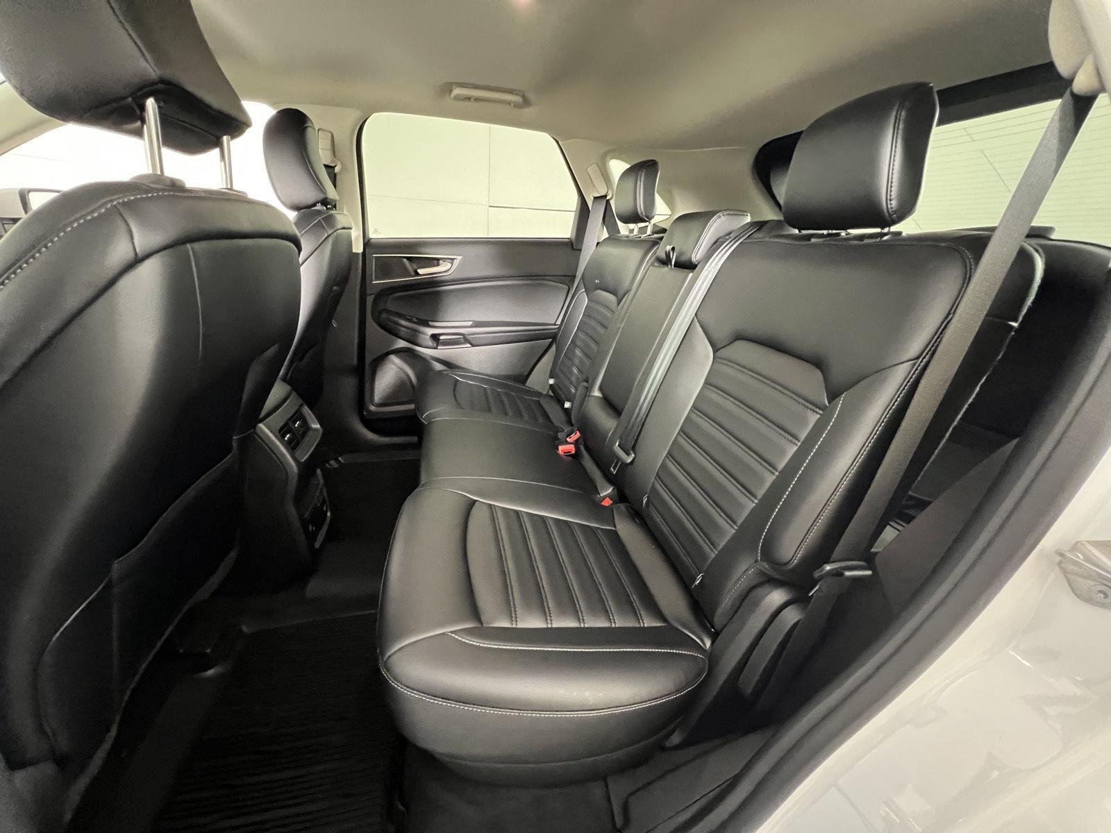 Used 2023 Oxford White Ford SEL image 19