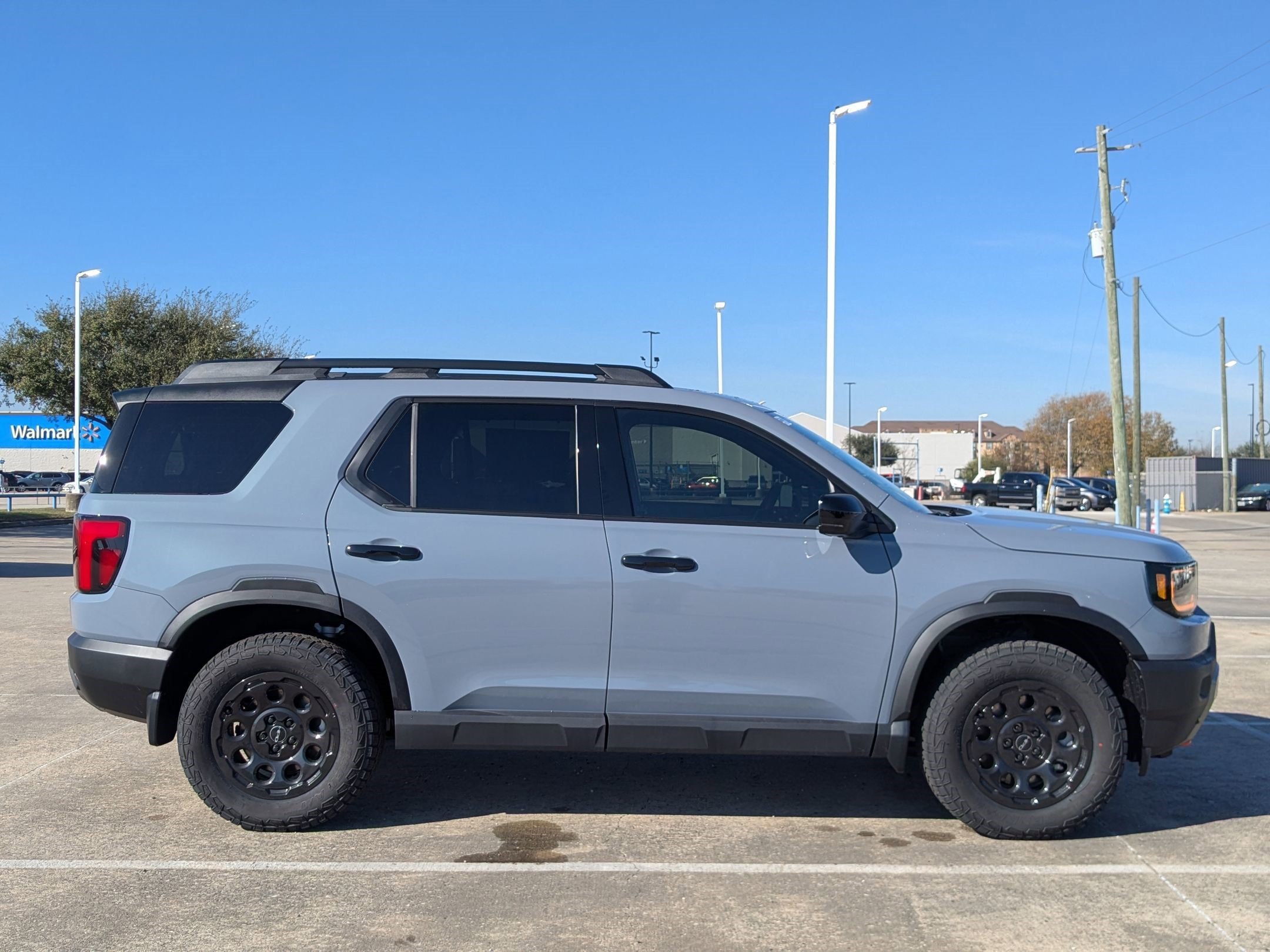 New 2026 Sonic Gray Pearl Honda TrailSport Elite Blackout image 3