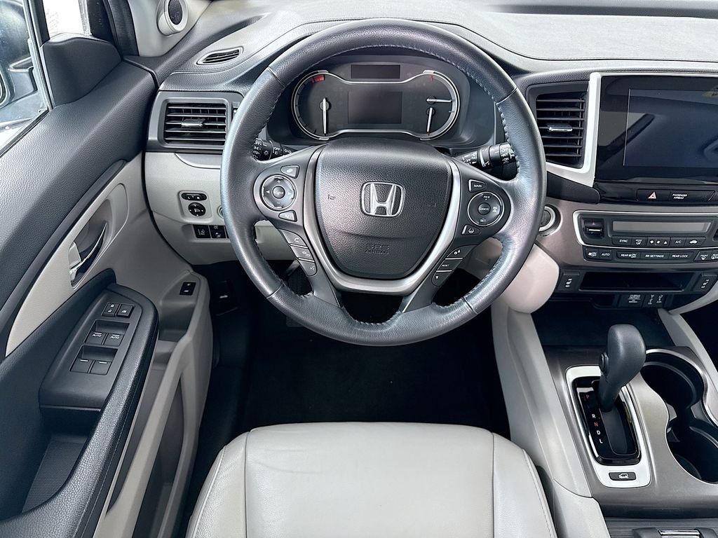 2017 Honda Pilot EX-L - Photo 10