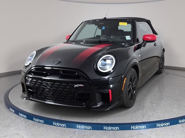 2025 MINI Convertible John Cooper Works Signature's photo
