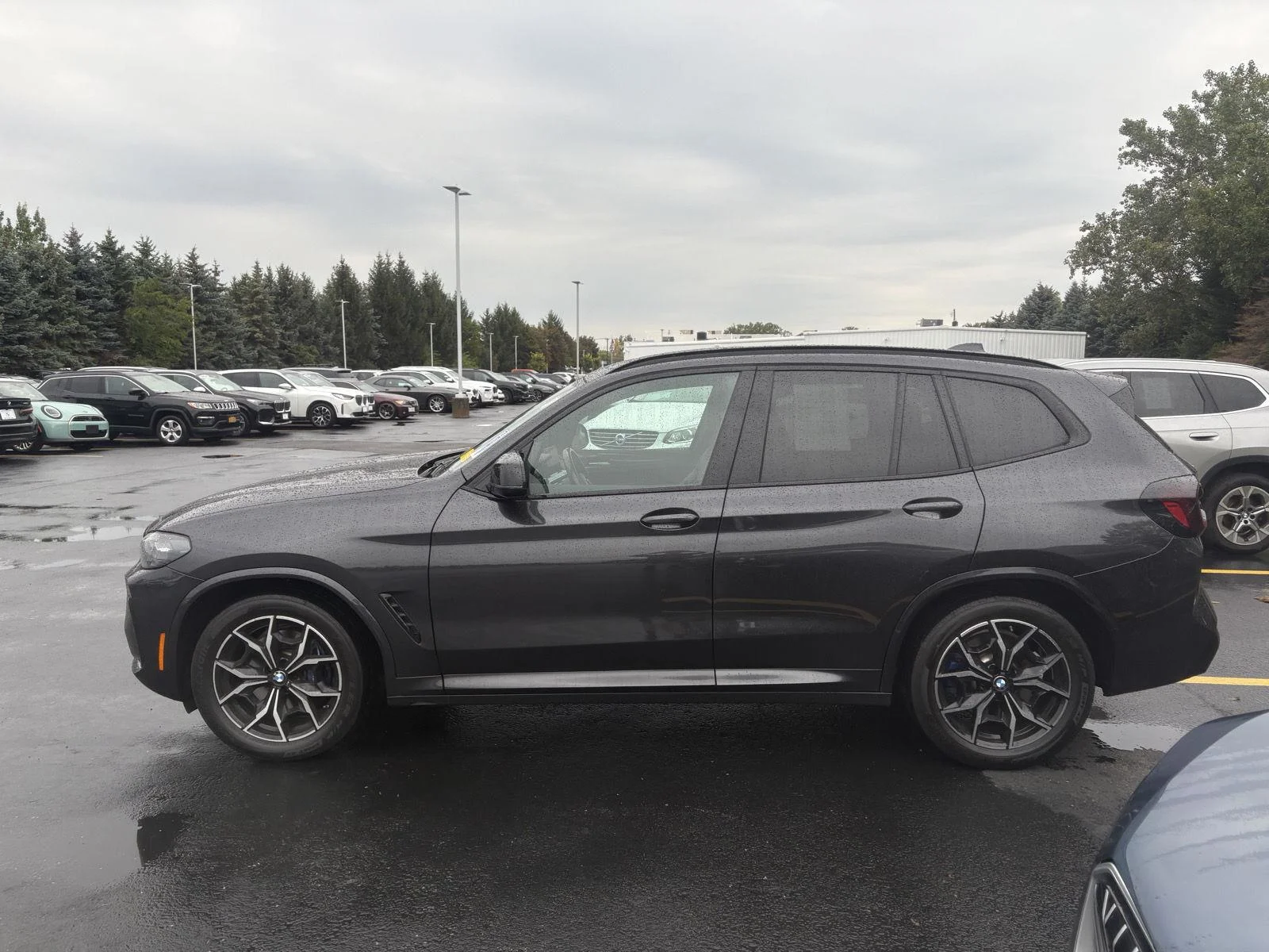 Used 2024 Dark Graphite Metallic BMW M40i image 4