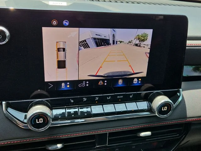 Used 2025 Black Chevrolet Z71 image 30
