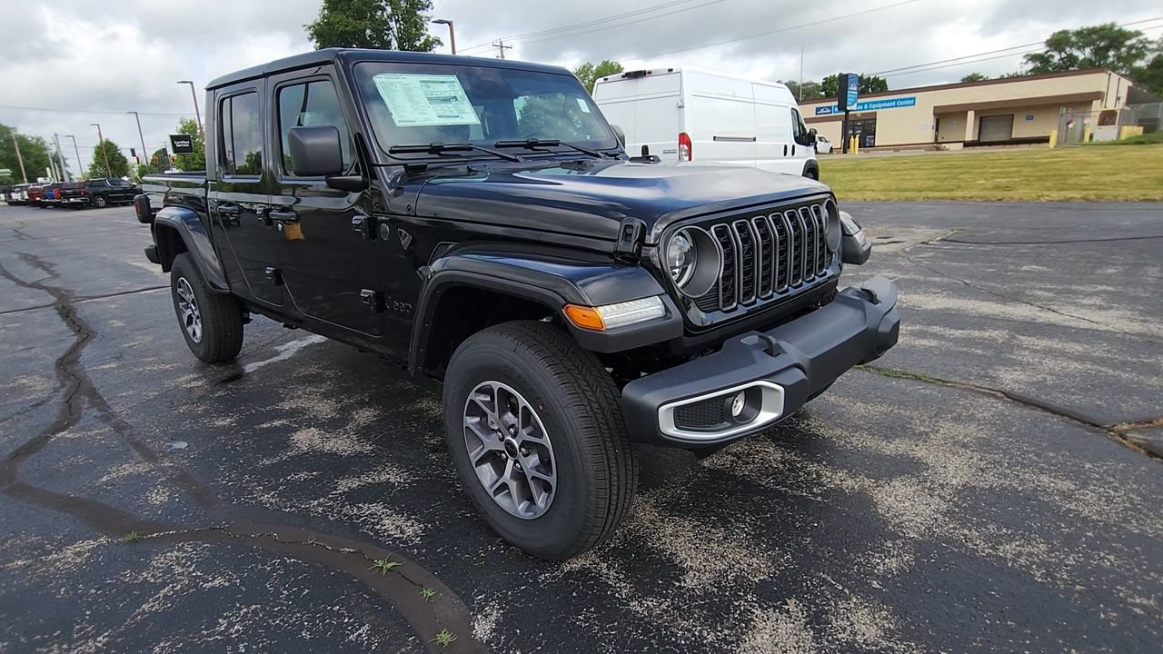New 2026 Black Clear-Coat Exterior Paint Jeep Sport S image 2