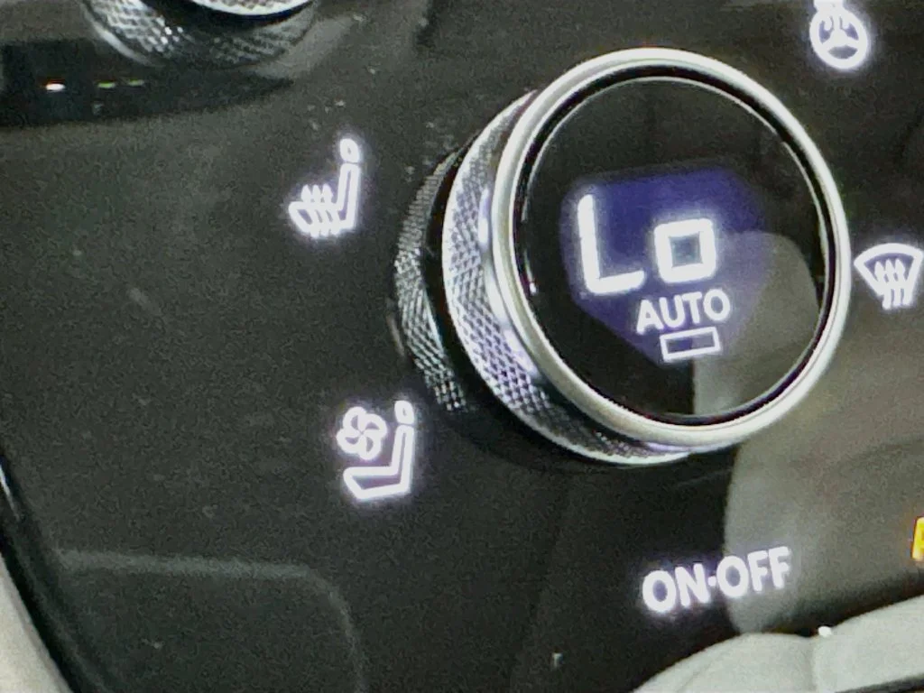 Certified Used 2027 Black INFINITI LUXE image 27