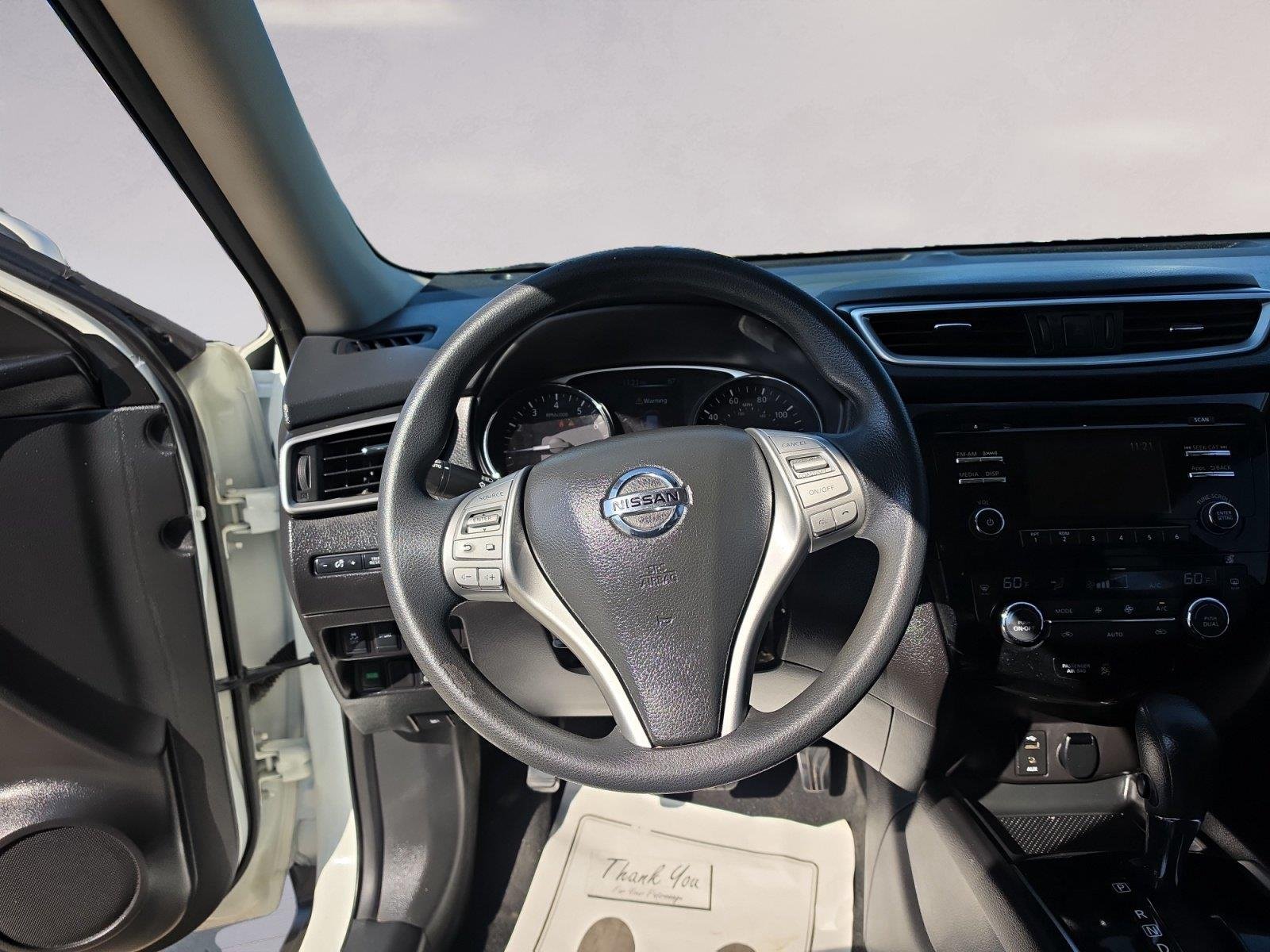 2015 Nissan Rogue SV - Photo 12