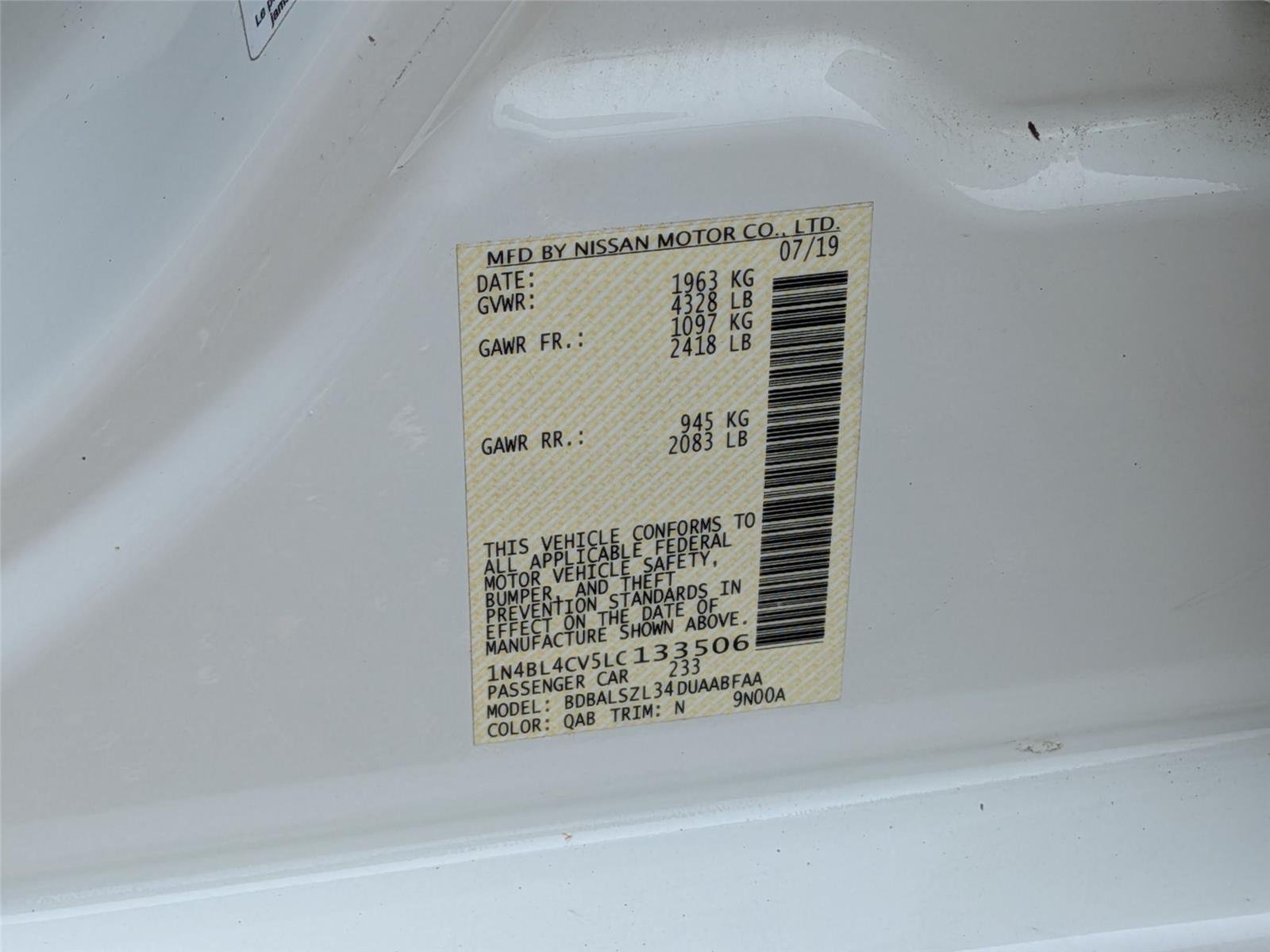 Used 2020 Pearl White Tricoat Nissan 2.5 SR image 35