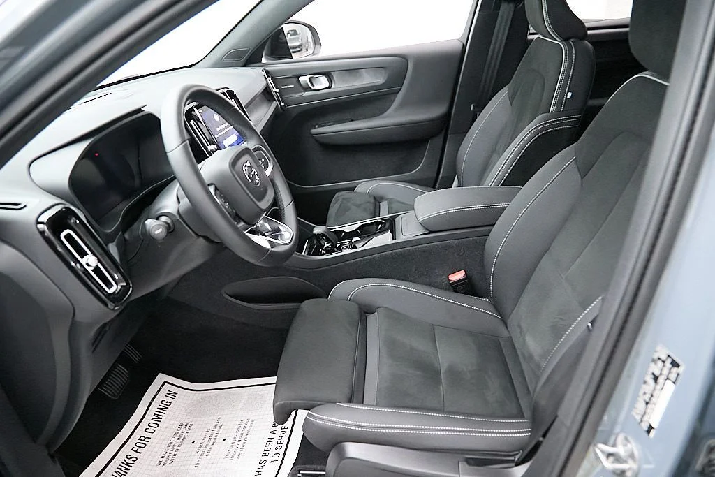 Certified Used 2023 Thunder Grey Volvo Ultimate image 14