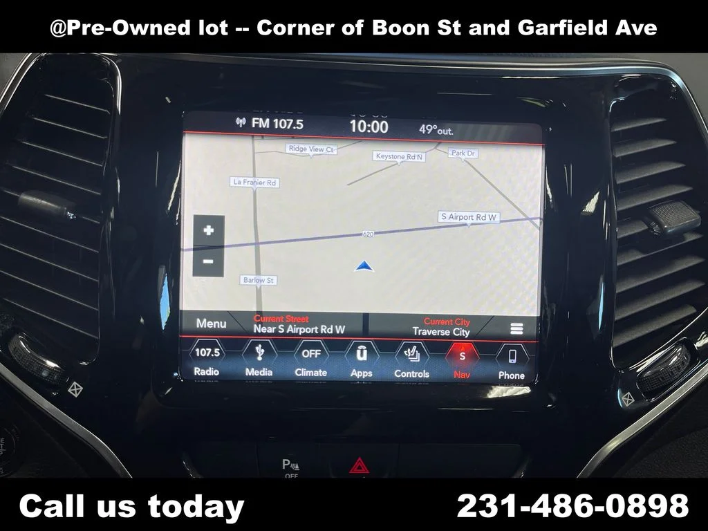 Used 2019 Gray Jeep Limited image 25