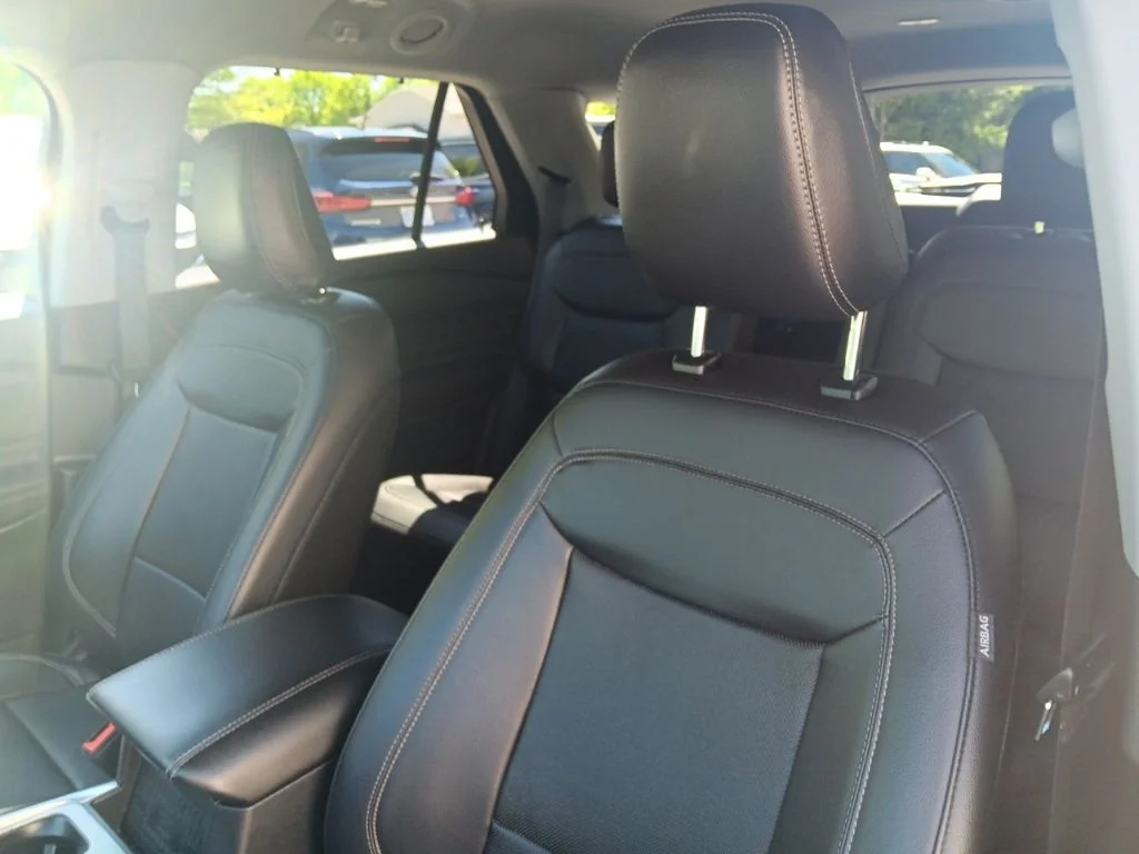 Used 2023 Stone Blue Metallic Ford Limited image 13