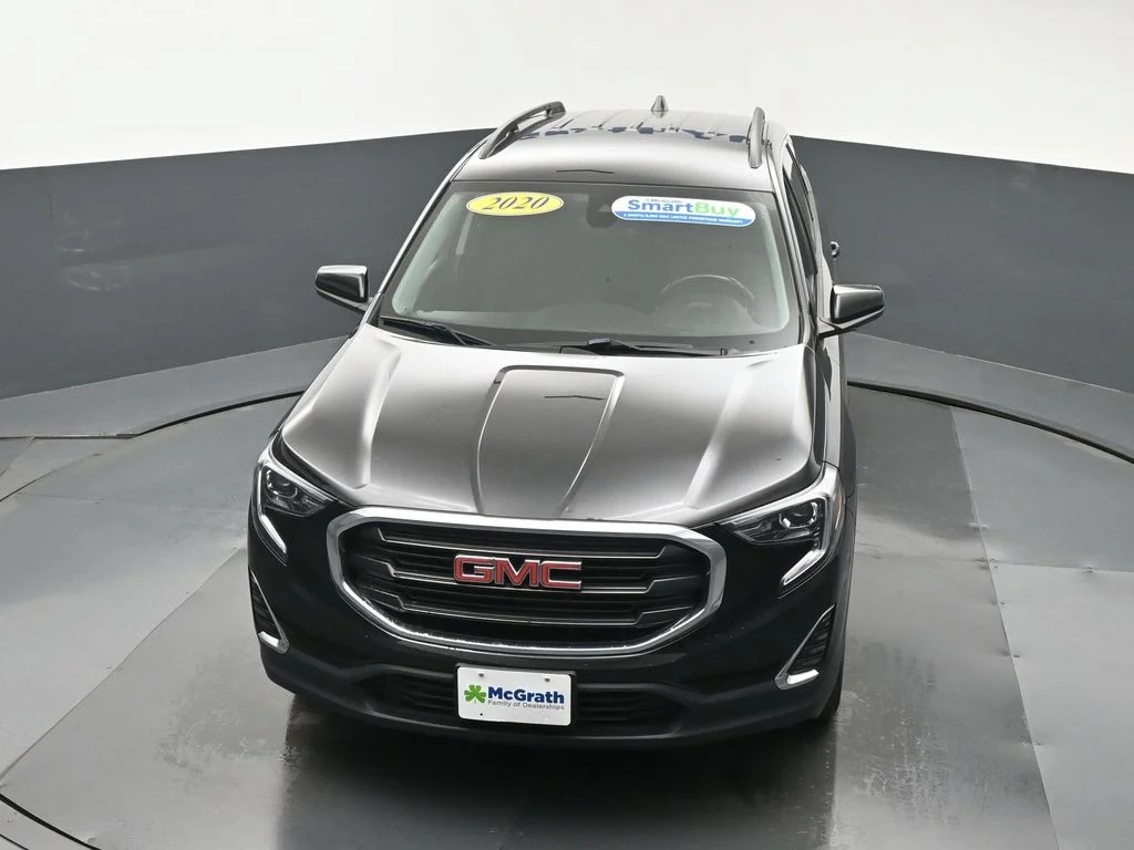 Used 2020 Black GMC SLE image 27