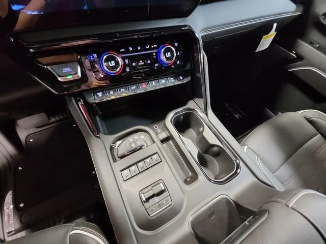 2026 GMC Sierra 2500HD AT4X - Photo 11