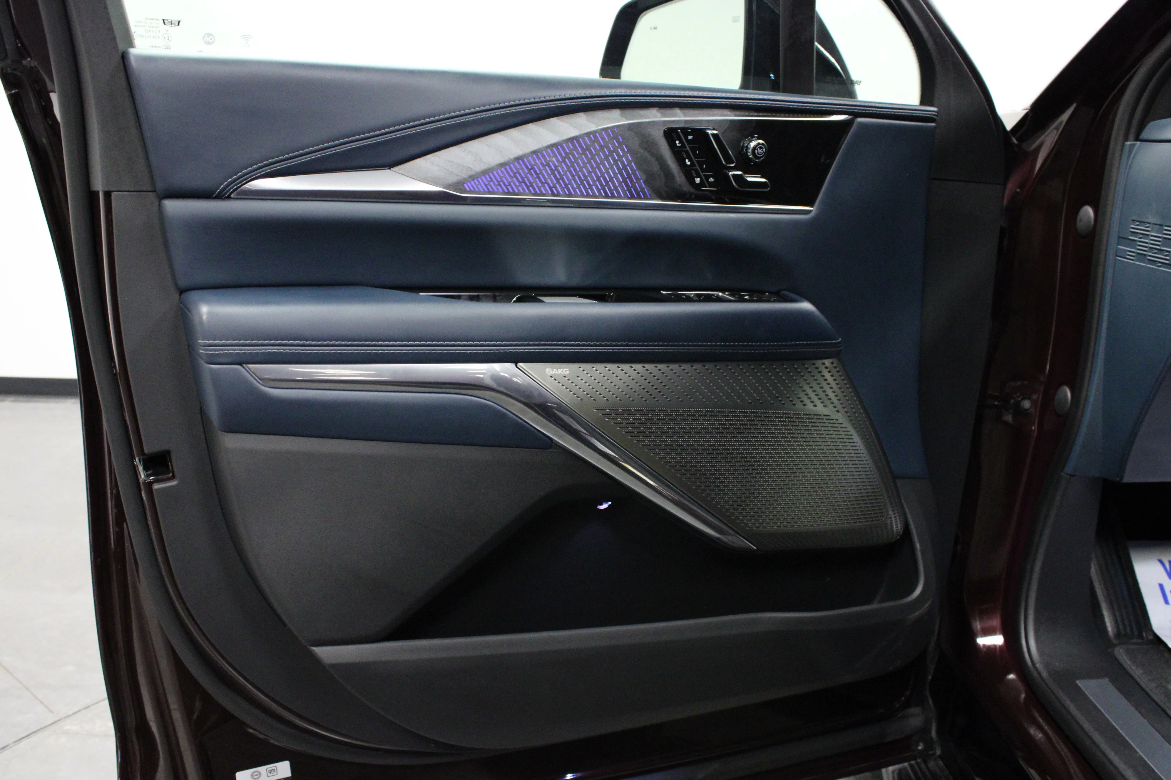 Used 2025 Black Cherry Tintcoat Cadillac Luxury 2 image 11