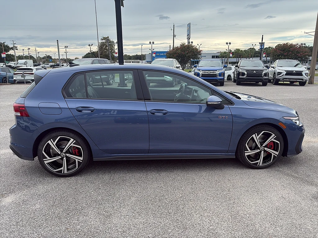 New 2026 Slate Blue Metallic Volkswagen 2.0T SE DSG image 4