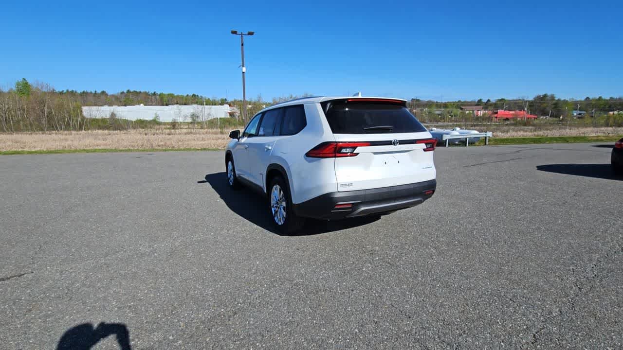 Used 2024 Wind Chill Pearl Toyota Platinum image 9