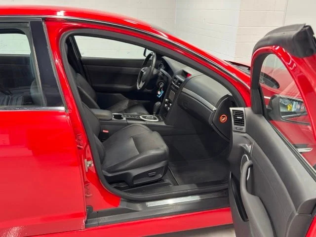 Used 2008 Red Pontiac GT image 10