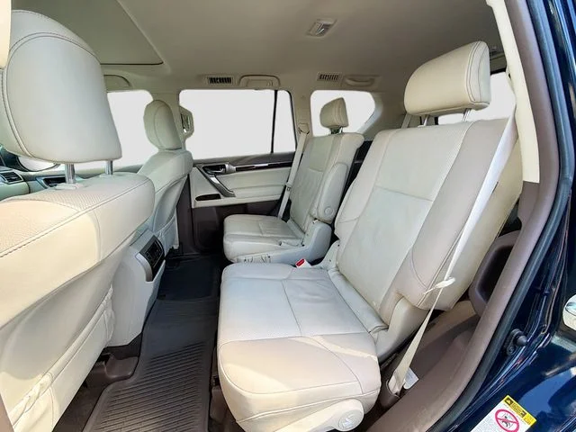 Used 2019  Lexus 460 image 21