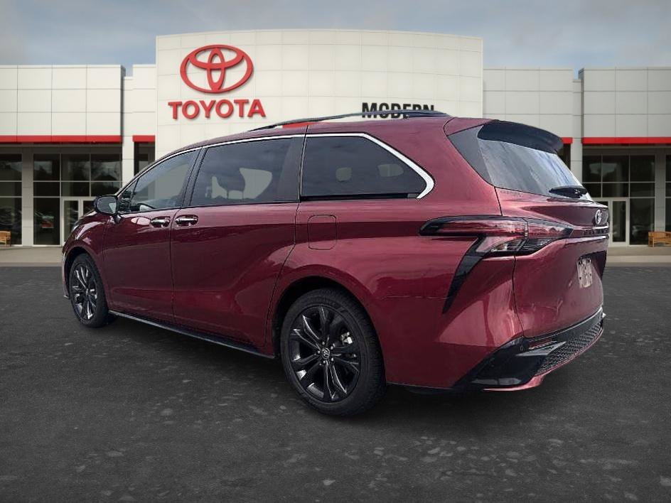 Used 2022 Ruby Flare Pearl Toyota XSE image 3