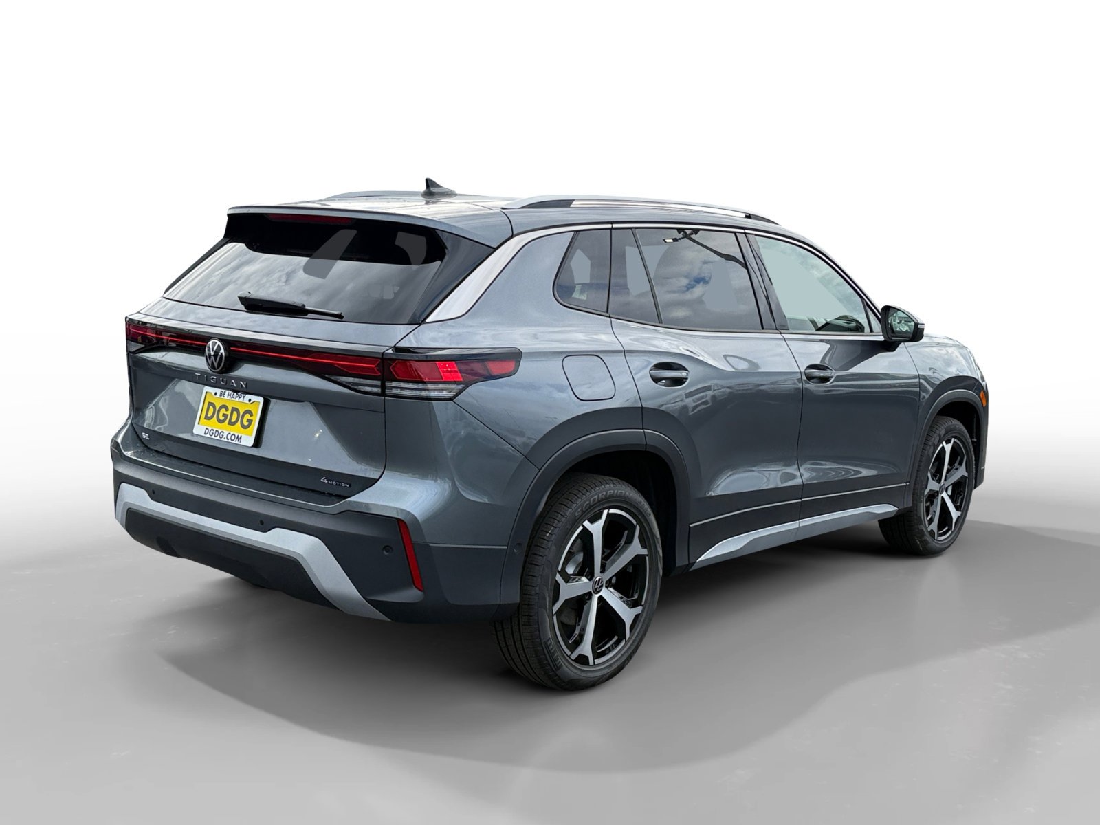 New 2026 Platinum Gray Volkswagen SE image 5