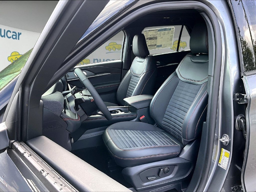 New 2027 Carbonized Gray Metallic Ford ST-Line image 10