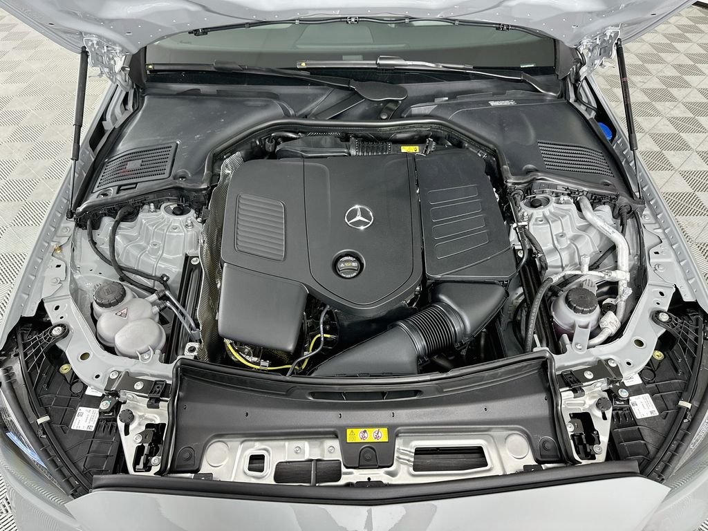New 2026 MANUFAKTUR Alpine Grey Mercedes-Benz C 300 image 32